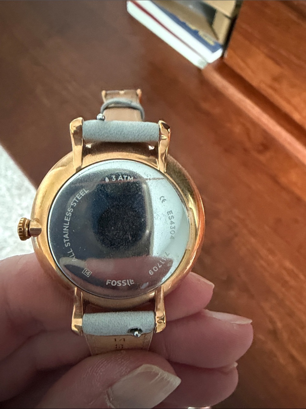 Fossil Rose Gold Watch with Light Blue Grey Leather Strap - Picture 4 of 4